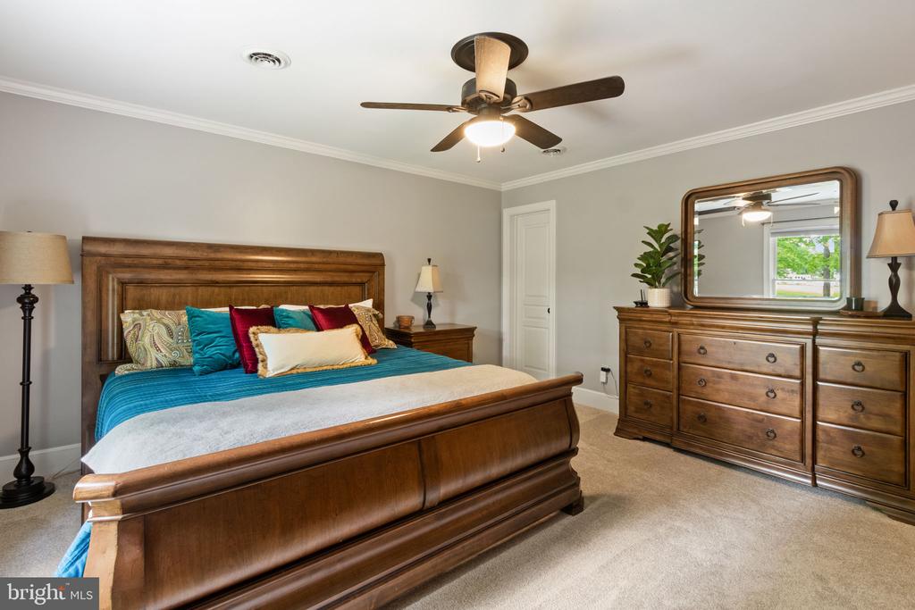 10108 ROCKINGHORSE LN, SPOTSYLVANIA, Virginia 22553, 4 Bedrooms Bedrooms, ,4 BathroomsBathrooms,Residential,10108 ROCKINGHORSE LN,VASP2032632 MLS # VASP2032632