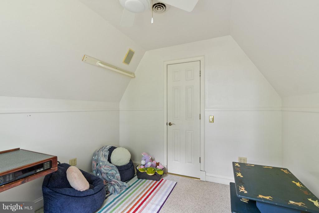 10108 ROCKINGHORSE LN, SPOTSYLVANIA, Virginia 22553, 4 Bedrooms Bedrooms, ,4 BathroomsBathrooms,Residential,10108 ROCKINGHORSE LN,VASP2032632 MLS # VASP2032632