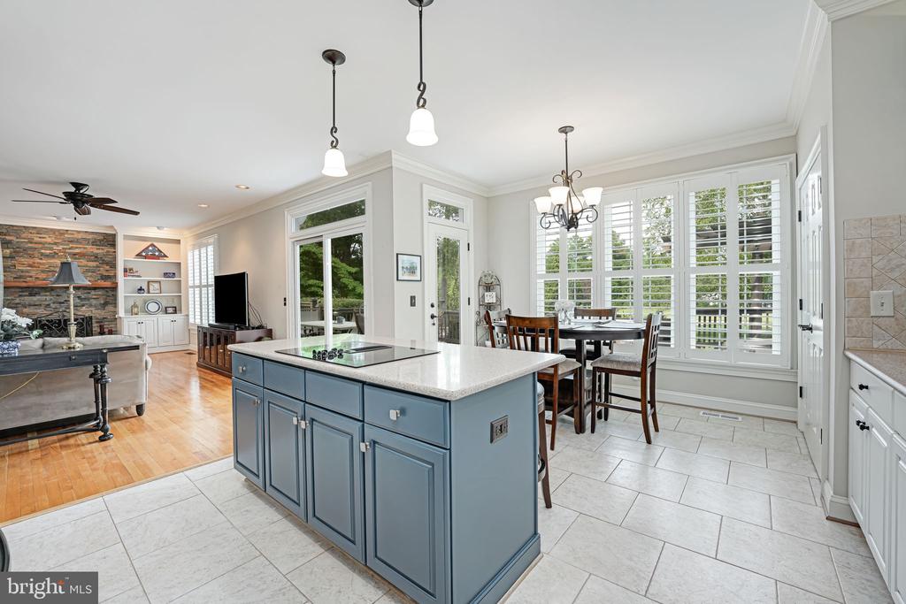 11609 LONGSTREET DR, SPOTSYLVANIA, Virginia 22551, 4 Bedrooms Bedrooms, ,4 BathroomsBathrooms,Residential,11609 LONGSTREET DR,VASP2032746 MLS # VASP2032746