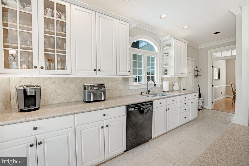 11609 LONGSTREET DR, SPOTSYLVANIA, Virginia 22551, 4 Bedrooms Bedrooms, ,4 BathroomsBathrooms,Residential,11609 LONGSTREET DR,VASP2032746 MLS # VASP2032746