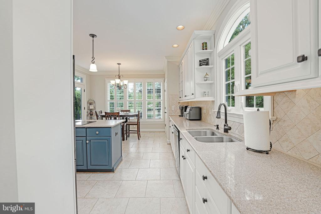11609 LONGSTREET DR, SPOTSYLVANIA, Virginia 22551, 4 Bedrooms Bedrooms, ,4 BathroomsBathrooms,Residential,11609 LONGSTREET DR,VASP2032746 MLS # VASP2032746