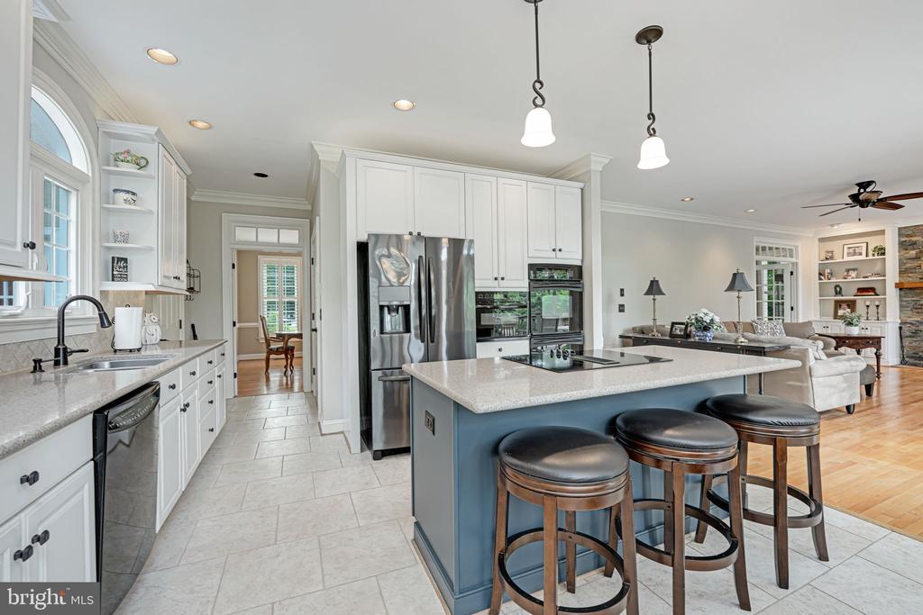 11609 LONGSTREET DR, SPOTSYLVANIA, Virginia 22551, 4 Bedrooms Bedrooms, ,4 BathroomsBathrooms,Residential,11609 LONGSTREET DR,VASP2032746 MLS # VASP2032746