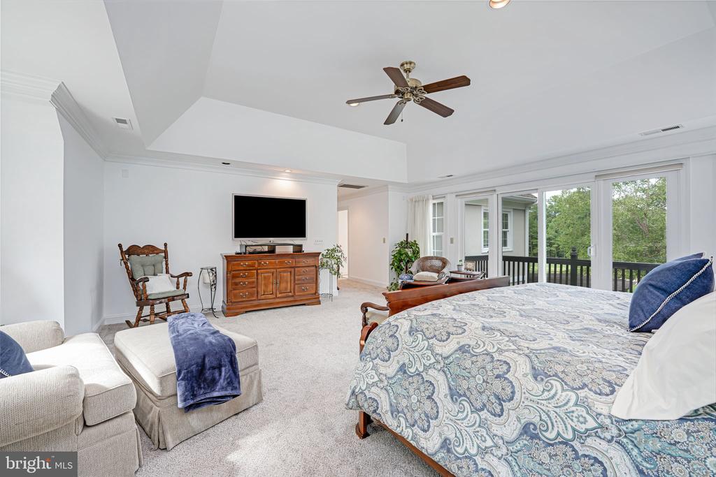 11609 LONGSTREET DR, SPOTSYLVANIA, Virginia 22551, 4 Bedrooms Bedrooms, ,4 BathroomsBathrooms,Residential,11609 LONGSTREET DR,VASP2032746 MLS # VASP2032746