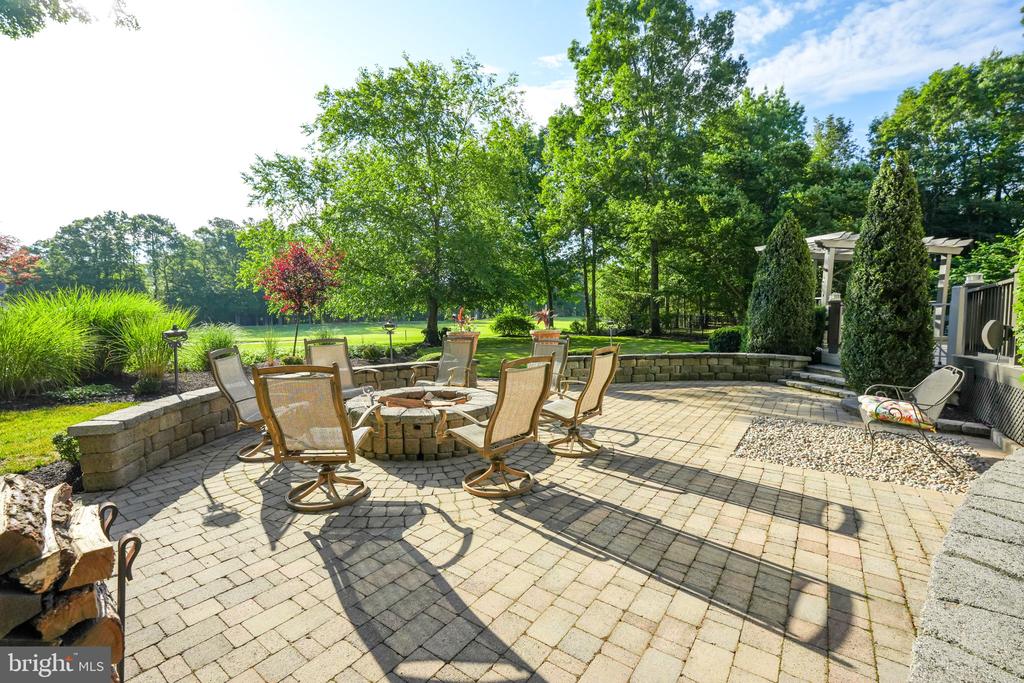 11609 LONGSTREET DR, SPOTSYLVANIA, Virginia 22551, 4 Bedrooms Bedrooms, ,4 BathroomsBathrooms,Residential,11609 LONGSTREET DR,VASP2032746 MLS # VASP2032746
