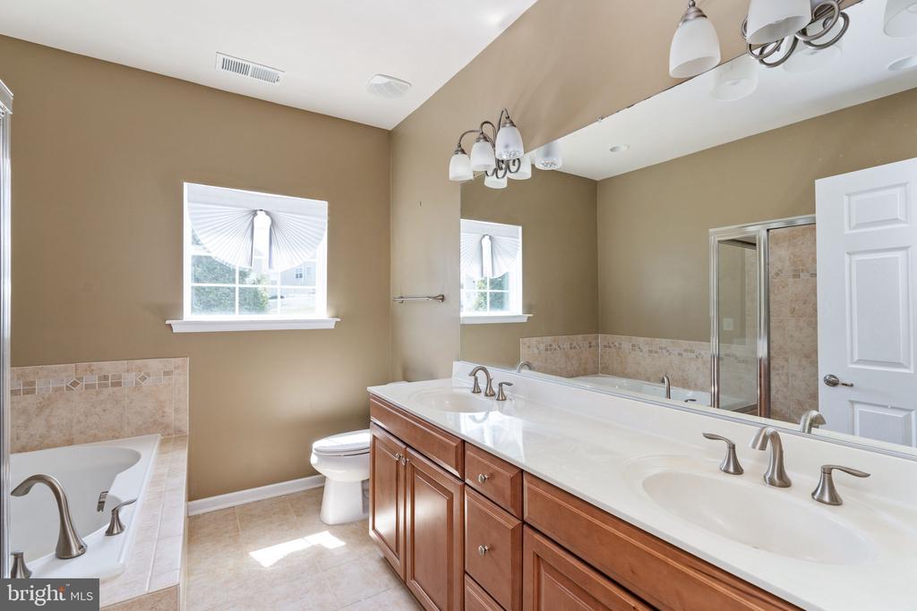 5506 BALLS BLUFF RD, FREDERICKSBURG, Virginia 22407, 3 Bedrooms Bedrooms, ,3 BathroomsBathrooms,Residential,5506 BALLS BLUFF RD,VASP2032748 MLS # VASP2032748