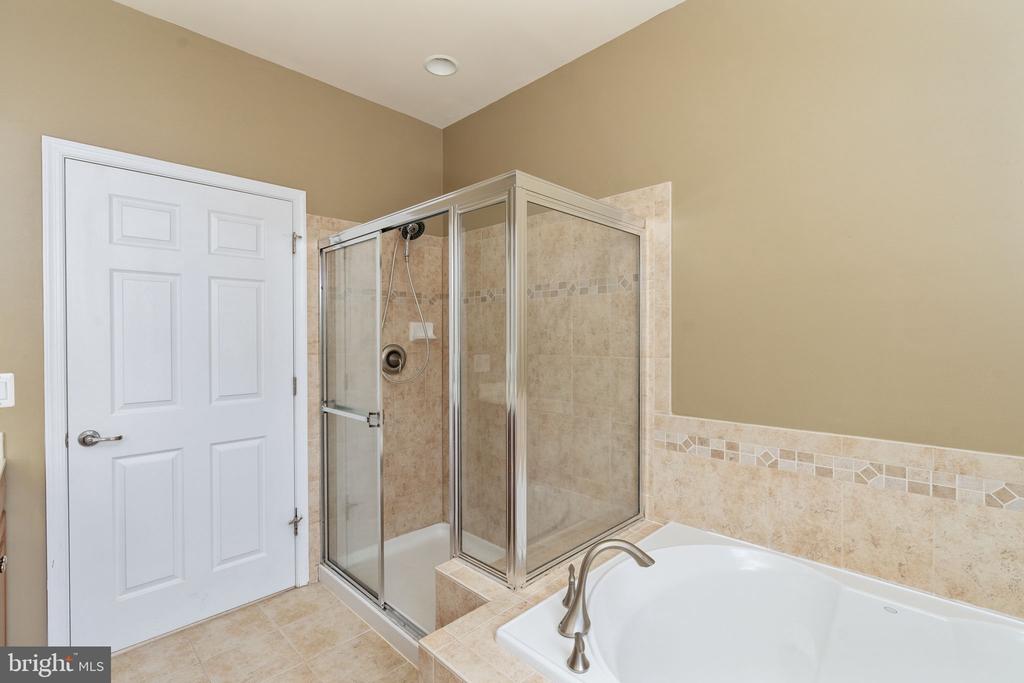 5506 BALLS BLUFF RD, FREDERICKSBURG, Virginia 22407, 3 Bedrooms Bedrooms, ,3 BathroomsBathrooms,Residential,5506 BALLS BLUFF RD,VASP2032748 MLS # VASP2032748