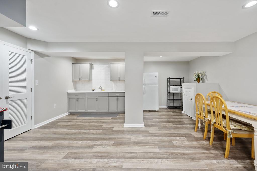 5506 BALLS BLUFF RD, FREDERICKSBURG, Virginia 22407, 3 Bedrooms Bedrooms, ,3 BathroomsBathrooms,Residential,5506 BALLS BLUFF RD,VASP2032748 MLS # VASP2032748