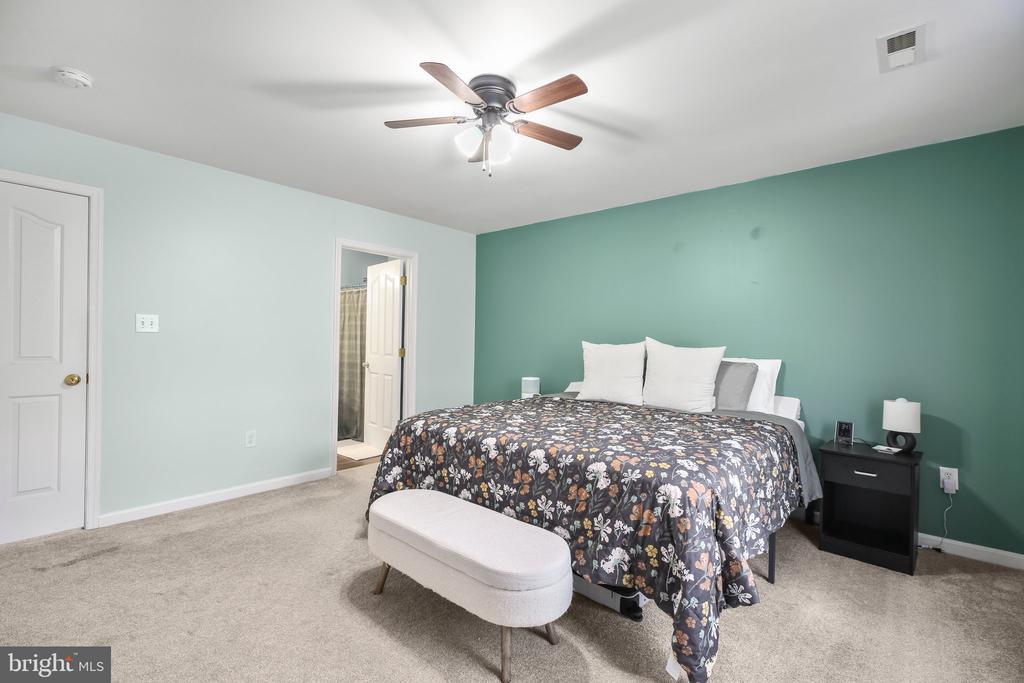3814 OVERVIEW DR, FREDERICKSBURG, Virginia 22408, 3 Bedrooms Bedrooms, ,2 BathroomsBathrooms,Residential,3814 OVERVIEW DR,VASP2032758 MLS # VASP2032758
