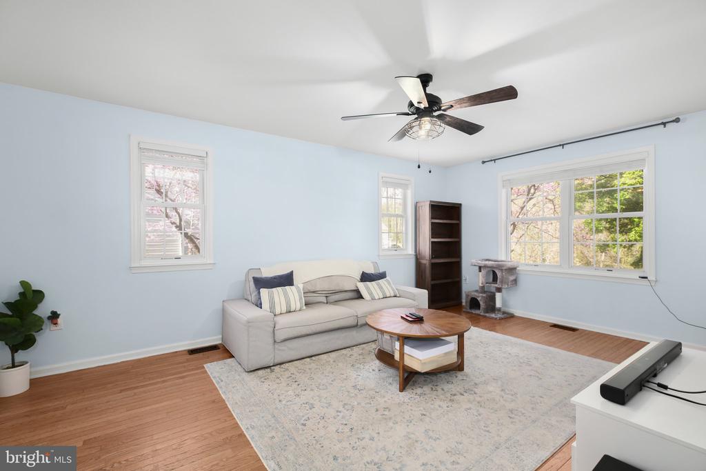 3814 OVERVIEW DR, FREDERICKSBURG, Virginia 22408, 3 Bedrooms Bedrooms, ,2 BathroomsBathrooms,Residential,3814 OVERVIEW DR,VASP2032758 MLS # VASP2032758