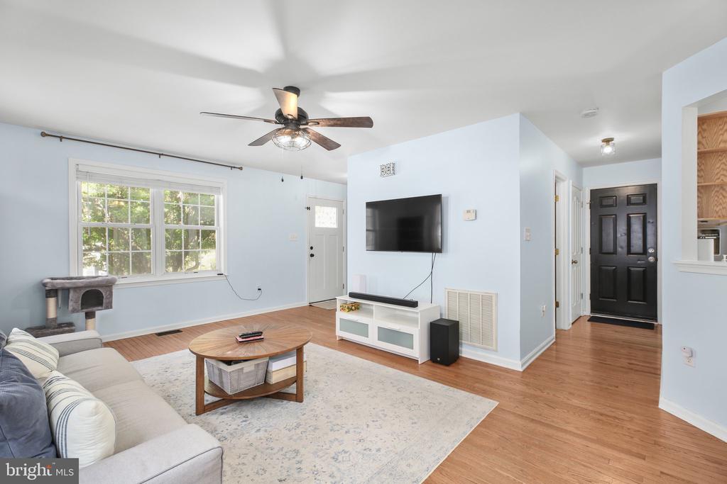 3814 OVERVIEW DR, FREDERICKSBURG, Virginia 22408, 3 Bedrooms Bedrooms, ,2 BathroomsBathrooms,Residential,3814 OVERVIEW DR,VASP2032758 MLS # VASP2032758
