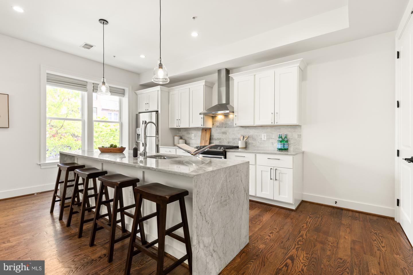 1401 K ST SE #2, WASHINGTON, District Of Columbia 20003, 2 Bedrooms Bedrooms, ,2 BathroomsBathrooms,Residential,For sale,1401 K ST SE #2,DCDC2183682 MLS # DCDC2183682