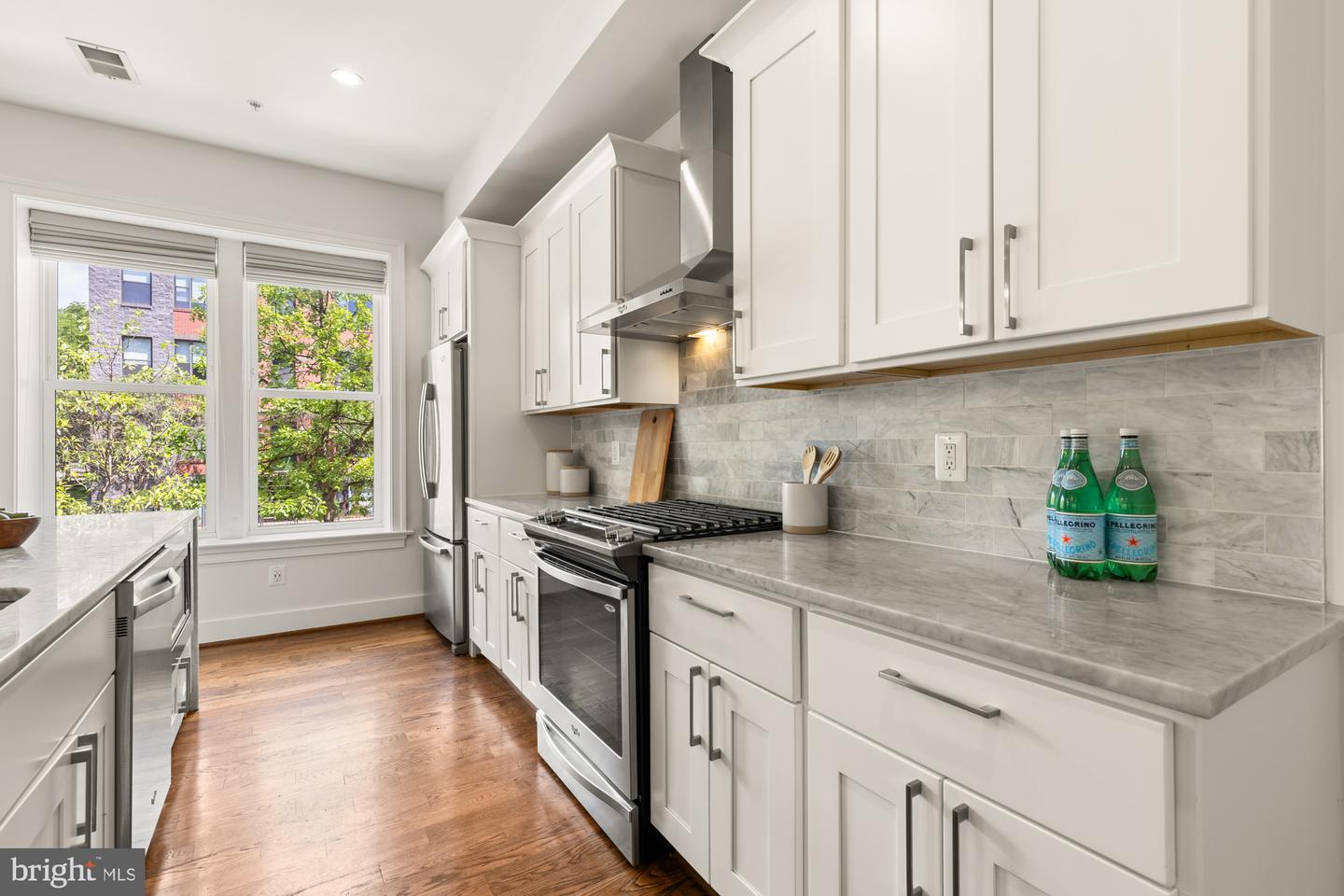 1401 K ST SE #2, WASHINGTON, District Of Columbia 20003, 2 Bedrooms Bedrooms, ,2 BathroomsBathrooms,Residential,For sale,1401 K ST SE #2,DCDC2183682 MLS # DCDC2183682
