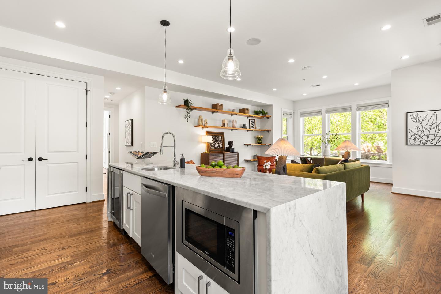 1401 K ST SE #2, WASHINGTON, District Of Columbia 20003, 2 Bedrooms Bedrooms, ,2 BathroomsBathrooms,Residential,For sale,1401 K ST SE #2,DCDC2183682 MLS # DCDC2183682