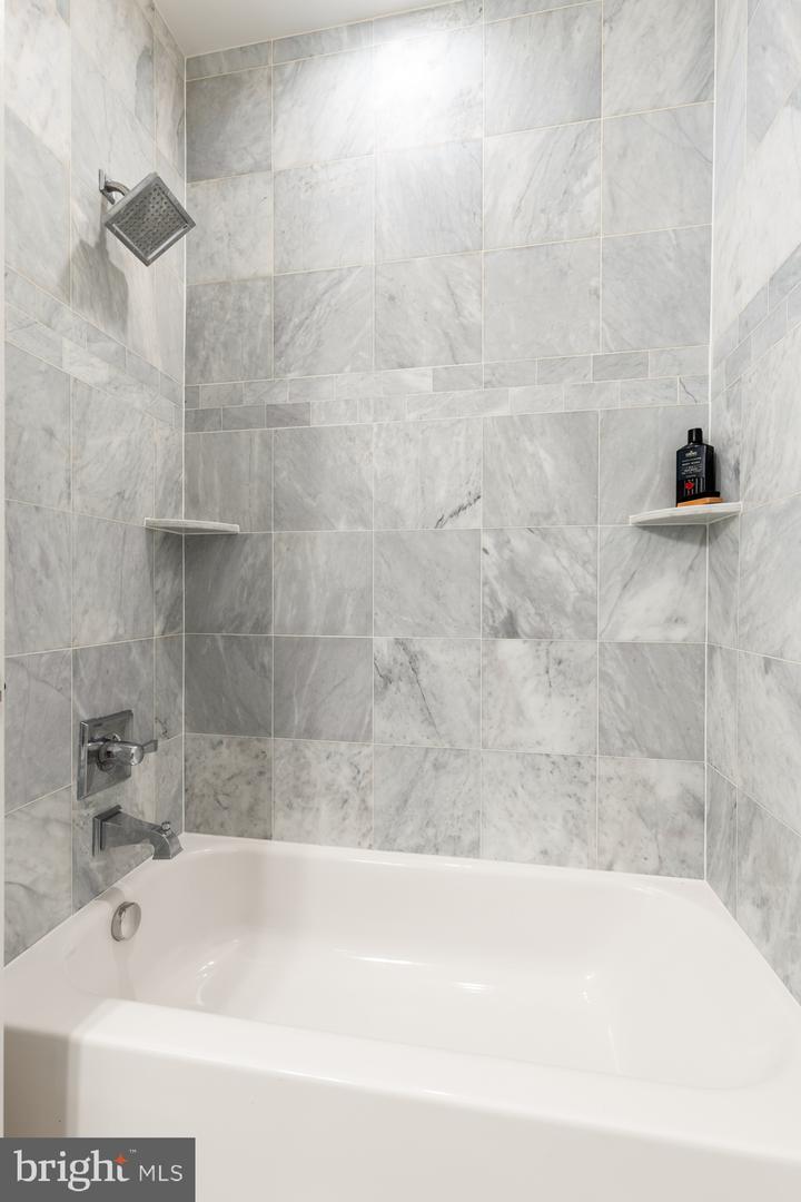 1401 K ST SE #2, WASHINGTON, District Of Columbia 20003, 2 Bedrooms Bedrooms, ,2 BathroomsBathrooms,Residential,For sale,1401 K ST SE #2,DCDC2183682 MLS # DCDC2183682