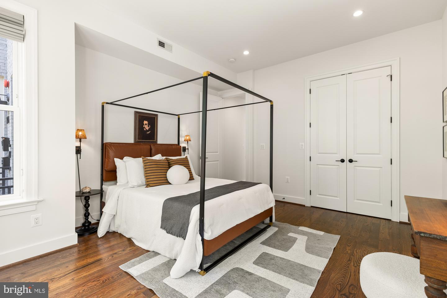 1401 K ST SE #2, WASHINGTON, District Of Columbia 20003, 2 Bedrooms Bedrooms, ,2 BathroomsBathrooms,Residential,For sale,1401 K ST SE #2,DCDC2183682 MLS # DCDC2183682