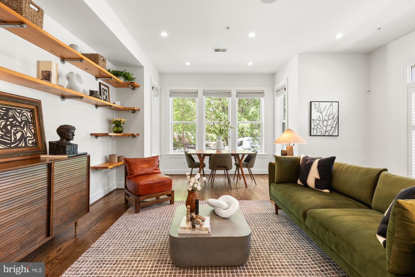 1401 K ST SE #2, WASHINGTON, District Of Columbia 20003, 2 Bedrooms Bedrooms, ,2 BathroomsBathrooms,Residential,For sale,1401 K ST SE #2,DCDC2183682 MLS # DCDC2183682