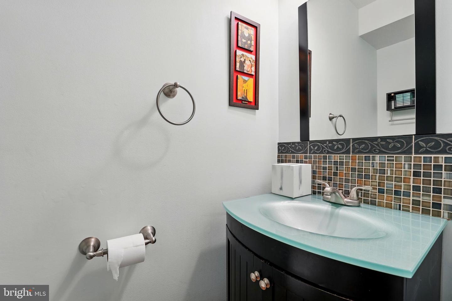 12240 NUTMEG CT, WOODBRIDGE, Virginia 22192, 3 Bedrooms Bedrooms, ,2 BathroomsBathrooms,Residential,For sale,12240 NUTMEG CT,VAPW2087312 MLS # VAPW2087312