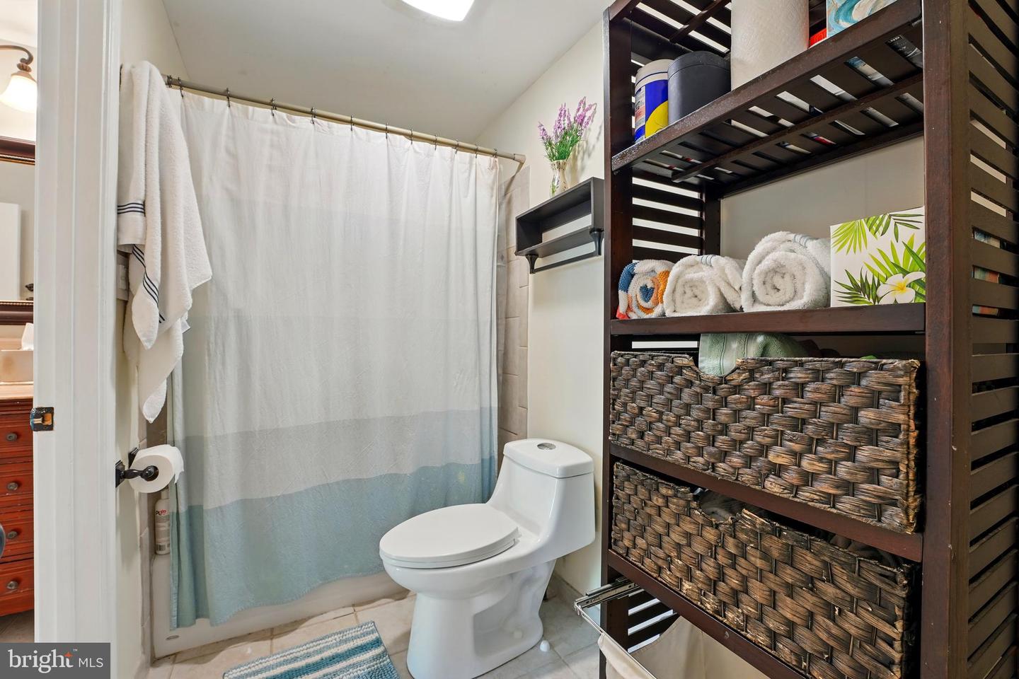 12240 NUTMEG CT, WOODBRIDGE, Virginia 22192, 3 Bedrooms Bedrooms, ,2 BathroomsBathrooms,Residential,For sale,12240 NUTMEG CT,VAPW2087312 MLS # VAPW2087312
