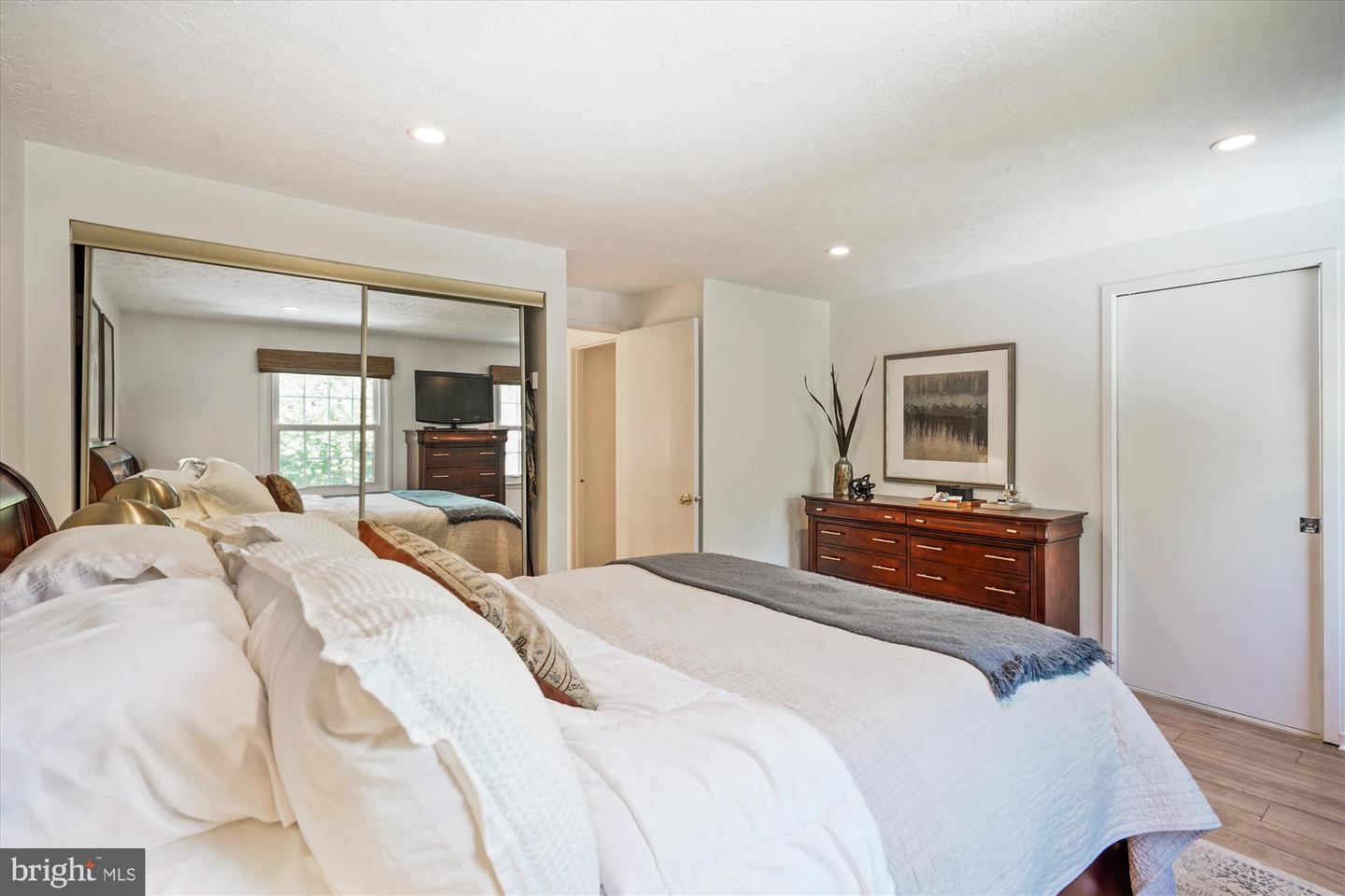 157 W ANNANDALE RD, FALLS CHURCH, Virginia 22046, 3 Bedrooms Bedrooms, ,2 BathroomsBathrooms,Residential,For sale,157 W ANNANDALE RD,VAFA2002780 MLS # VAFA2002780