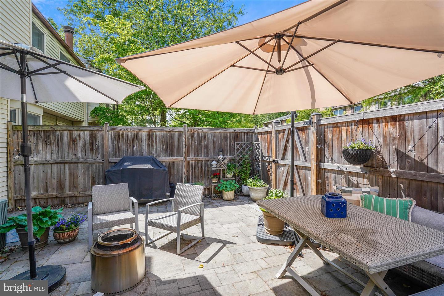 157 W ANNANDALE RD, FALLS CHURCH, Virginia 22046, 3 Bedrooms Bedrooms, ,2 BathroomsBathrooms,Residential,For sale,157 W ANNANDALE RD,VAFA2002780 MLS # VAFA2002780