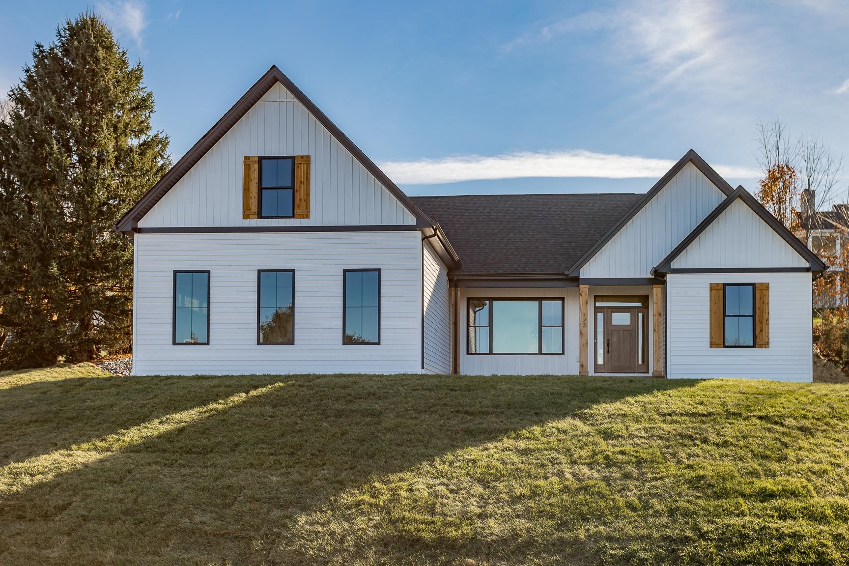 123 WILLOW DR, DAYTON, Virginia 22821, 4 Bedrooms Bedrooms, ,3 BathroomsBathrooms,Residential,123 WILLOW DR,659072 MLS # 659072