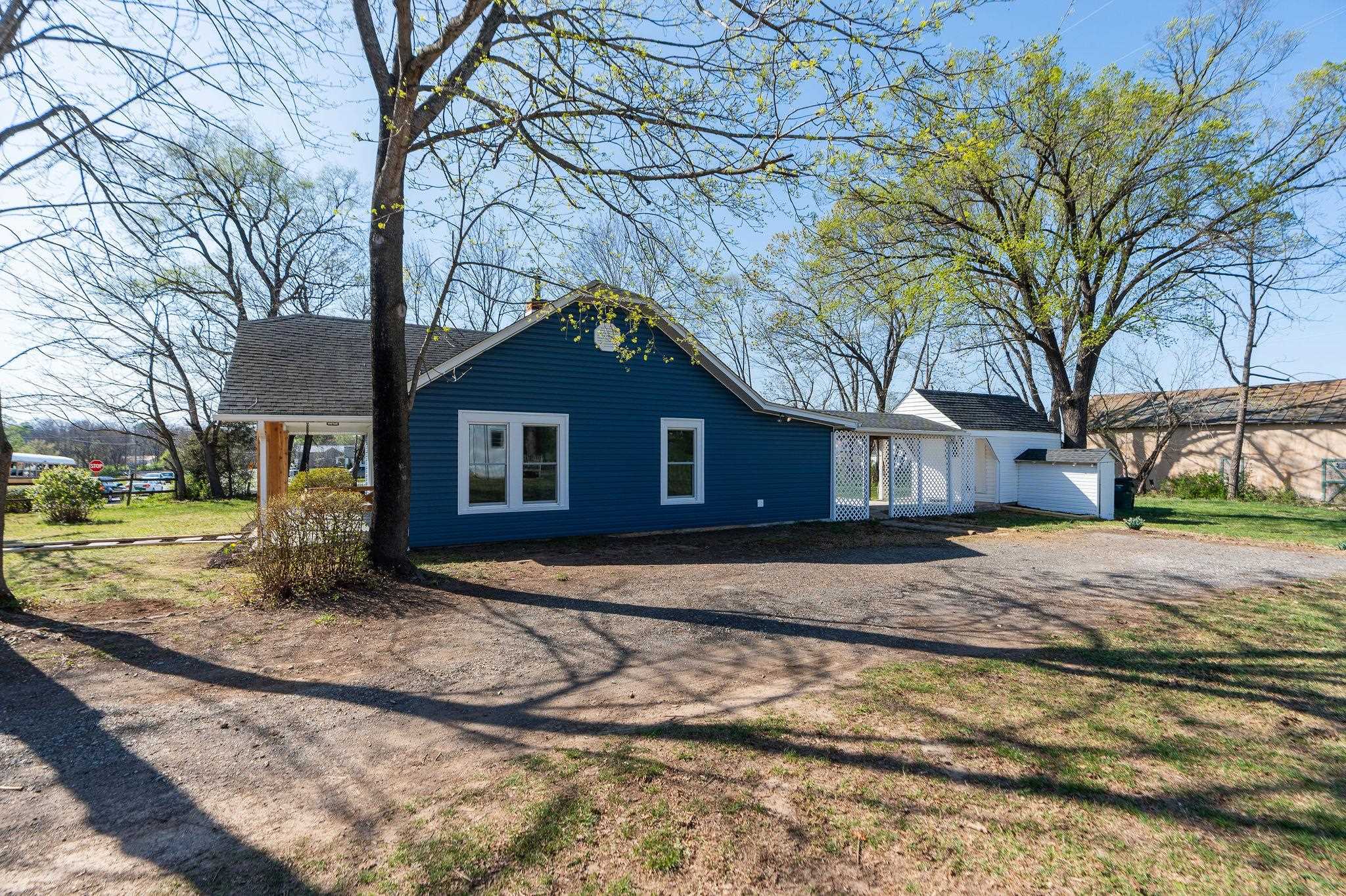 202 DOOMS CROSSING RD, WAYNESBORO, Virginia 22980, 2 Bedrooms Bedrooms, ,1 BathroomBathrooms,Residential,202 DOOMS CROSSING RD,662776 MLS # 662776
