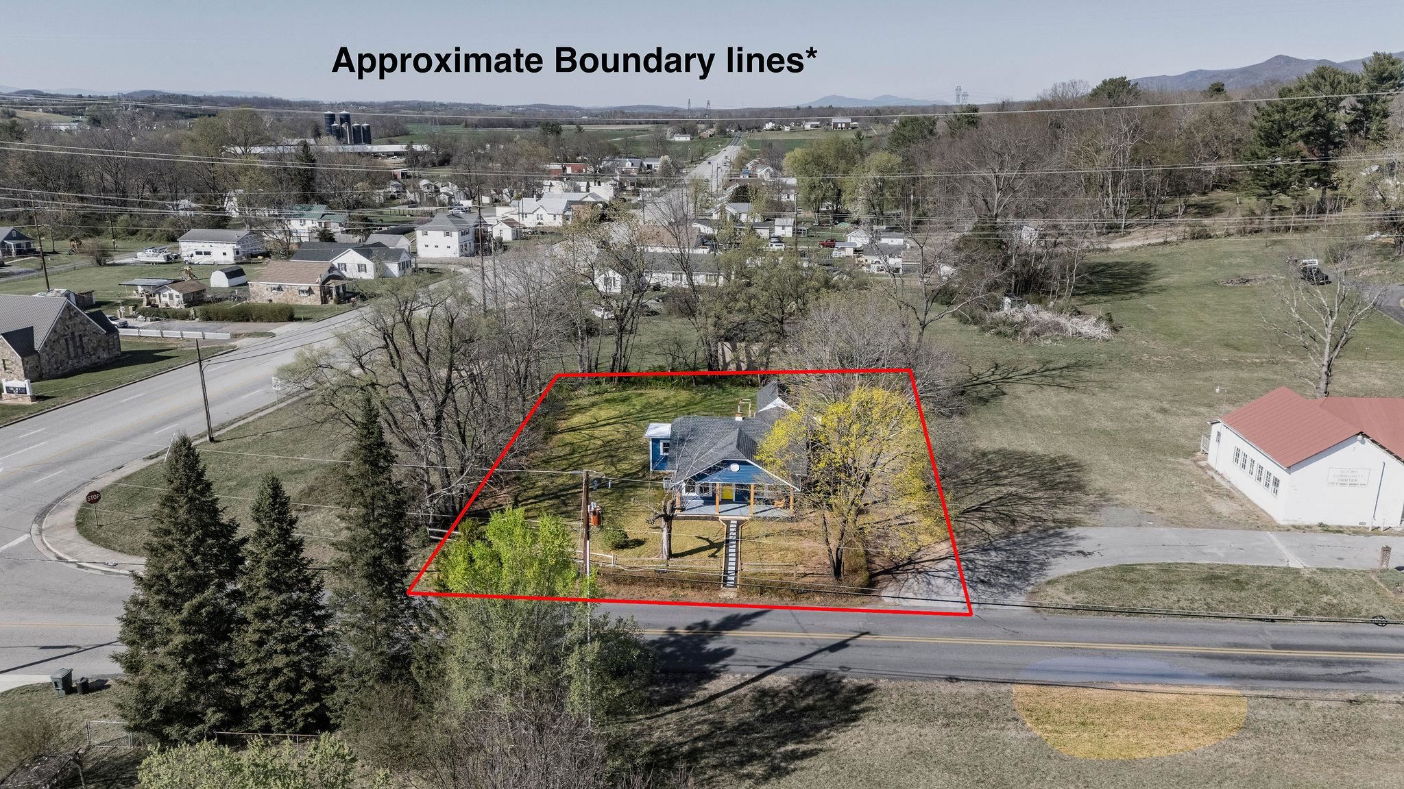 202 DOOMS CROSSING RD, WAYNESBORO, Virginia 22980, 2 Bedrooms Bedrooms, ,1 BathroomBathrooms,Residential,202 DOOMS CROSSING RD,662776 MLS # 662776