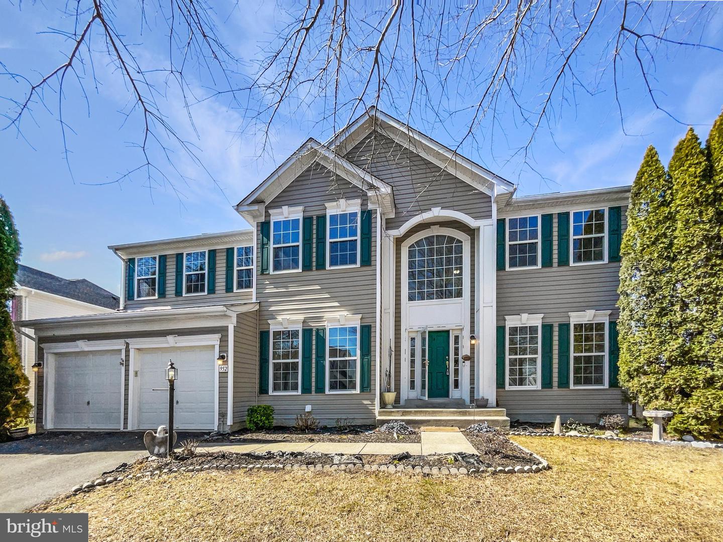 952 DEVONSHIRE CIR, PURCELLVILLE, Virginia 20132, 4 Bedrooms Bedrooms, ,4 BathroomsBathrooms,Residential,For sale,952 DEVONSHIRE CIR,VALO2089974 MLS # VALO2089974