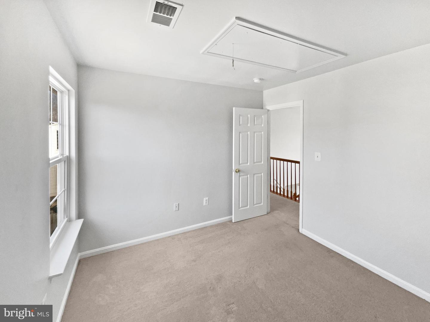 952 DEVONSHIRE CIR, PURCELLVILLE, Virginia 20132, 4 Bedrooms Bedrooms, ,4 BathroomsBathrooms,Residential,For sale,952 DEVONSHIRE CIR,VALO2089974 MLS # VALO2089974