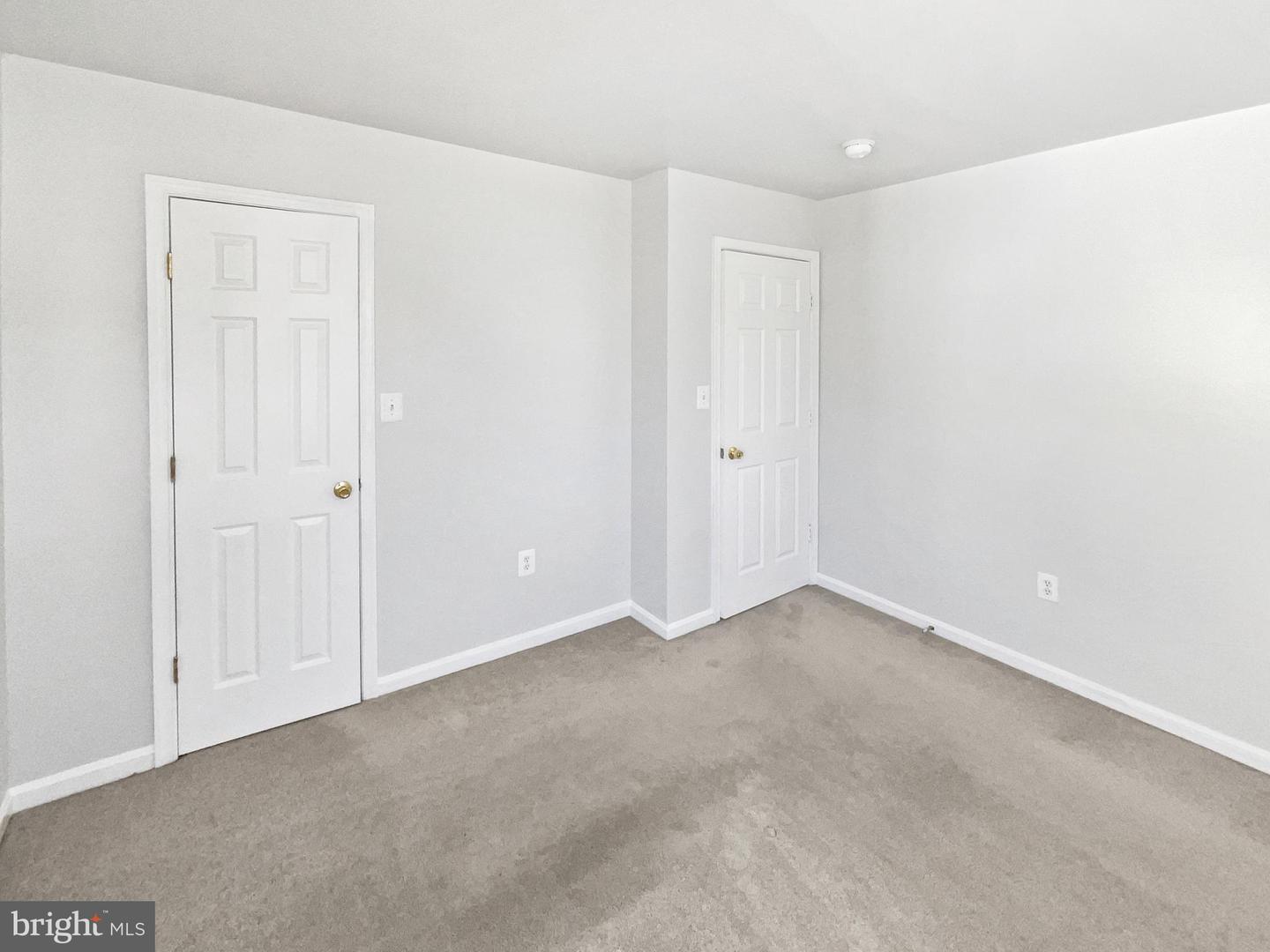 952 DEVONSHIRE CIR, PURCELLVILLE, Virginia 20132, 4 Bedrooms Bedrooms, ,4 BathroomsBathrooms,Residential,For sale,952 DEVONSHIRE CIR,VALO2089974 MLS # VALO2089974