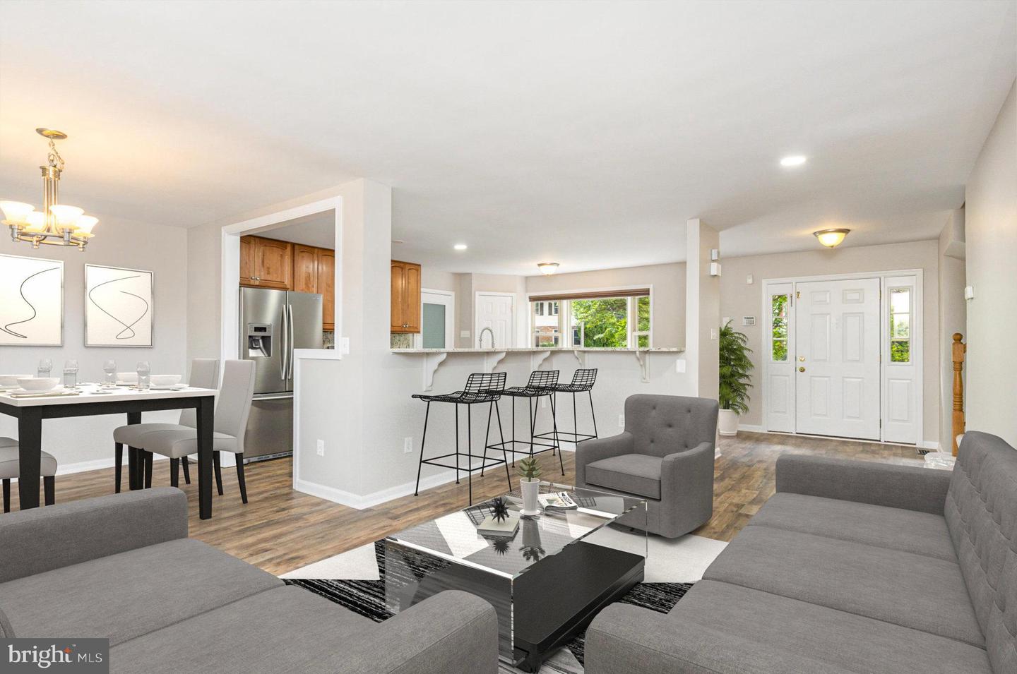 5810 QUEENS GATE CT, ALEXANDRIA, Virginia 22303, 4 Bedrooms Bedrooms, ,3 BathroomsBathrooms,Residential,For sale,5810 QUEENS GATE CT,VAFX2224600 MLS # VAFX2224600