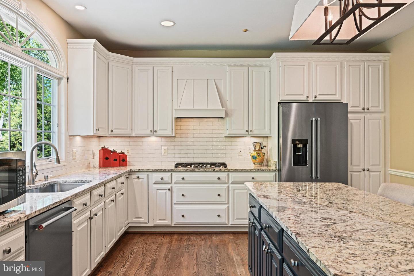 10310 MYSTIC MEADOW WAY, OAKTON, Virginia 22124, 4 Bedrooms Bedrooms, ,4 BathroomsBathrooms,Residential,For sale,10310 MYSTIC MEADOW WAY,VAFX2225712 MLS # VAFX2225712
