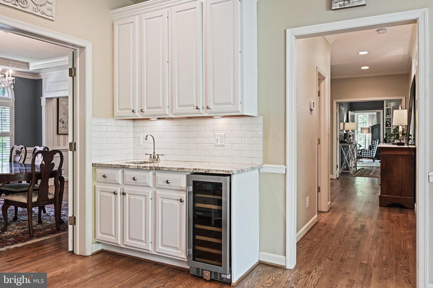 10310 MYSTIC MEADOW WAY, OAKTON, Virginia 22124, 4 Bedrooms Bedrooms, ,4 BathroomsBathrooms,Residential,For sale,10310 MYSTIC MEADOW WAY,VAFX2225712 MLS # VAFX2225712