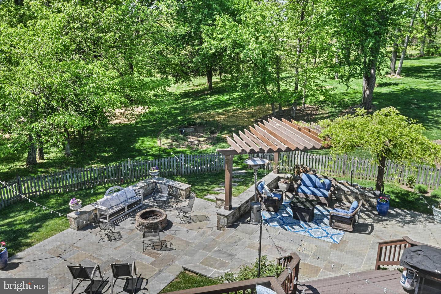 10310 MYSTIC MEADOW WAY, OAKTON, Virginia 22124, 4 Bedrooms Bedrooms, ,4 BathroomsBathrooms,Residential,For sale,10310 MYSTIC MEADOW WAY,VAFX2225712 MLS # VAFX2225712