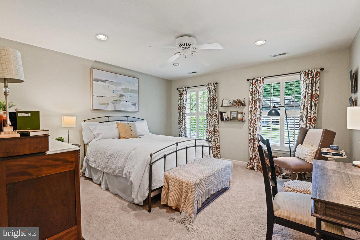 10310 MYSTIC MEADOW WAY, OAKTON, Virginia 22124, 4 Bedrooms Bedrooms, ,4 BathroomsBathrooms,Residential,For sale,10310 MYSTIC MEADOW WAY,VAFX2225712 MLS # VAFX2225712