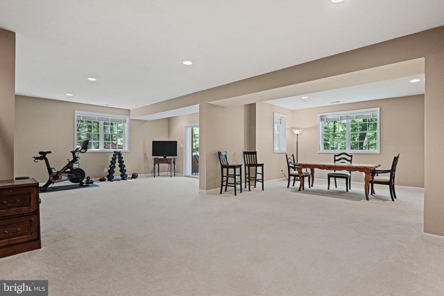 10310 MYSTIC MEADOW WAY, OAKTON, Virginia 22124, 4 Bedrooms Bedrooms, ,4 BathroomsBathrooms,Residential,For sale,10310 MYSTIC MEADOW WAY,VAFX2225712 MLS # VAFX2225712