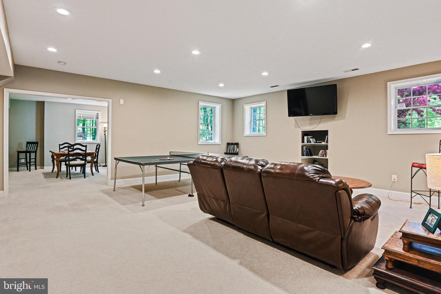 10310 MYSTIC MEADOW WAY, OAKTON, Virginia 22124, 4 Bedrooms Bedrooms, ,4 BathroomsBathrooms,Residential,For sale,10310 MYSTIC MEADOW WAY,VAFX2225712 MLS # VAFX2225712