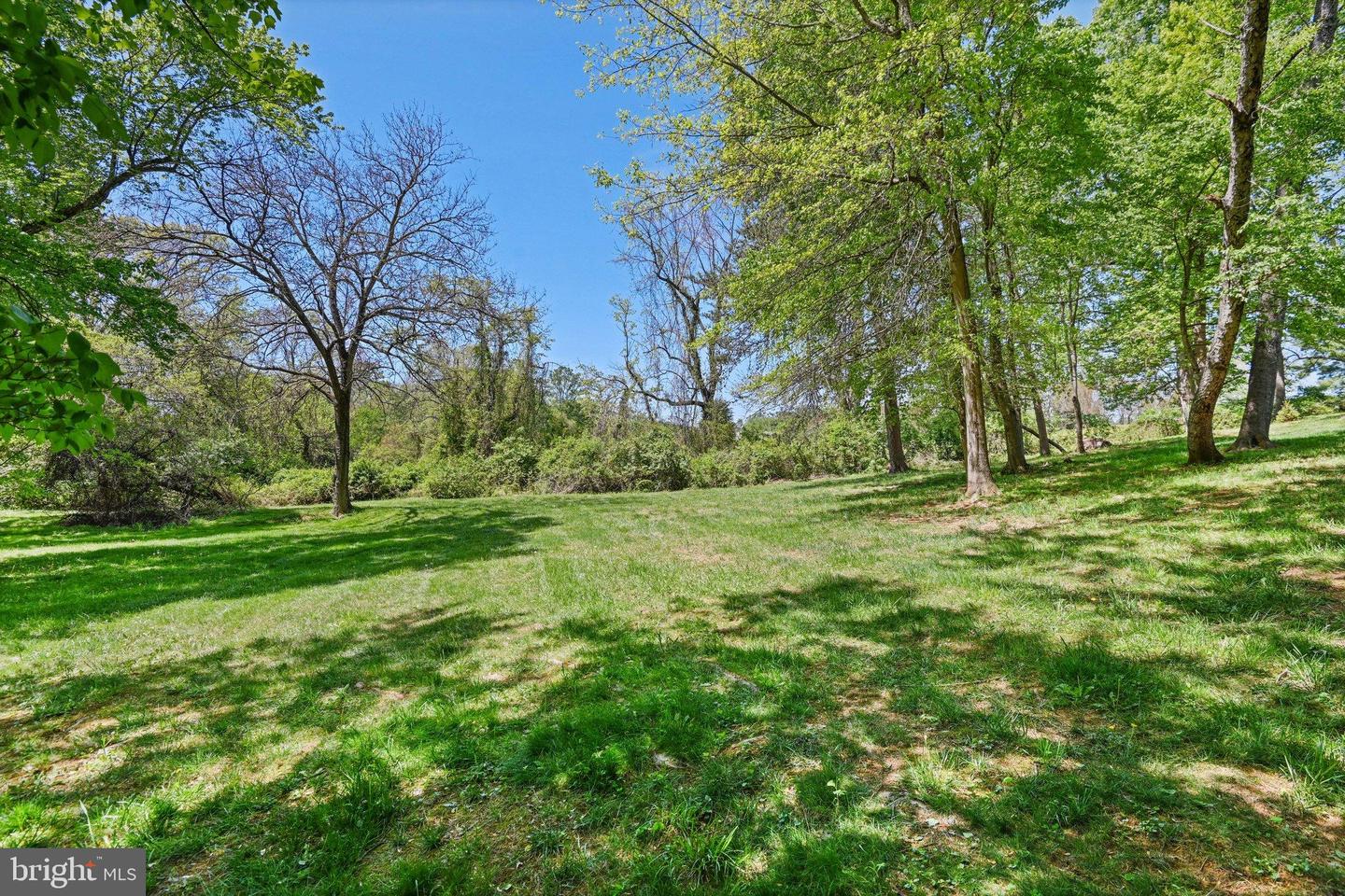 10310 MYSTIC MEADOW WAY, OAKTON, Virginia 22124, 4 Bedrooms Bedrooms, ,4 BathroomsBathrooms,Residential,For sale,10310 MYSTIC MEADOW WAY,VAFX2225712 MLS # VAFX2225712