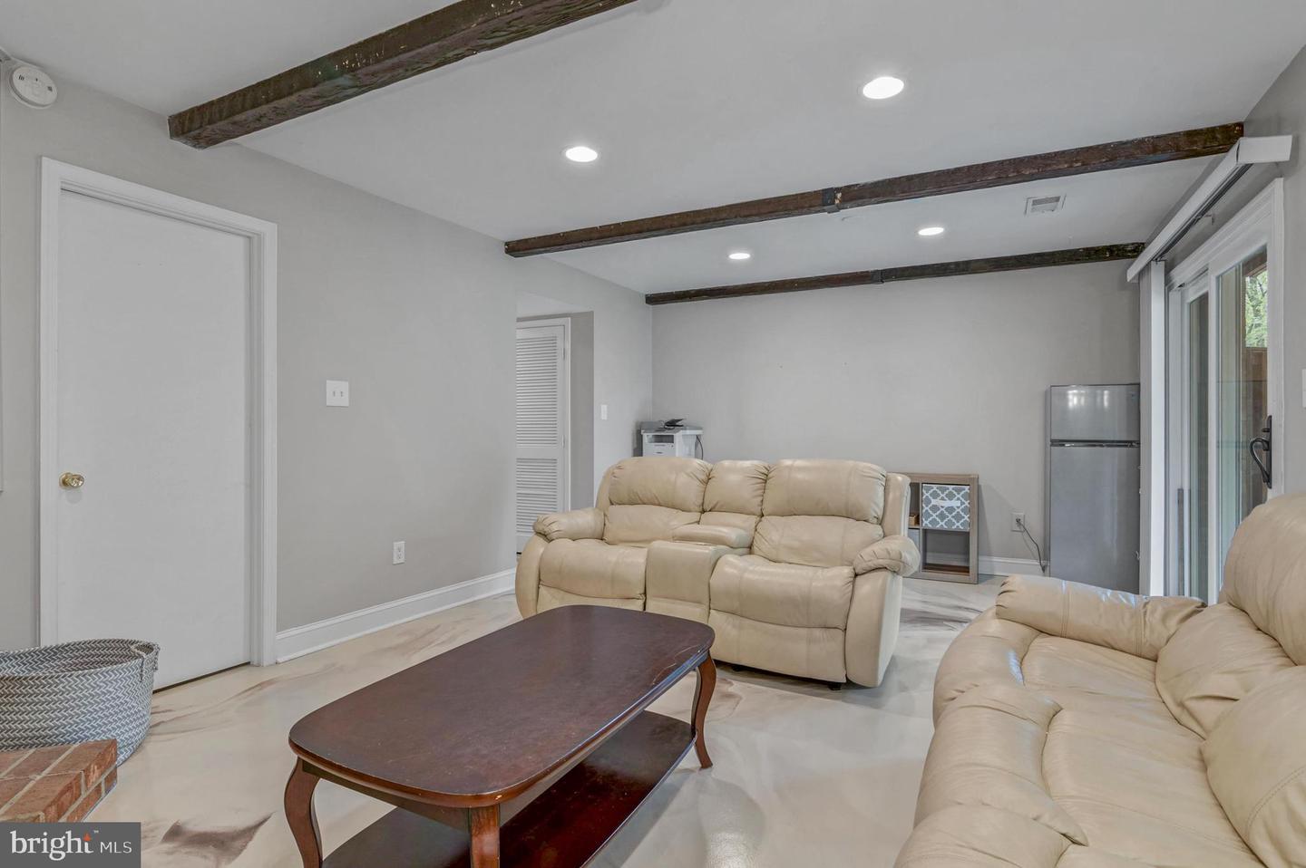 10288 FRIENDSHIP CT, FAIRFAX, Virginia 22032, 4 Bedrooms Bedrooms, ,3 BathroomsBathrooms,Residential,For sale,10288 FRIENDSHIP CT,VAFX2225934 MLS # VAFX2225934
