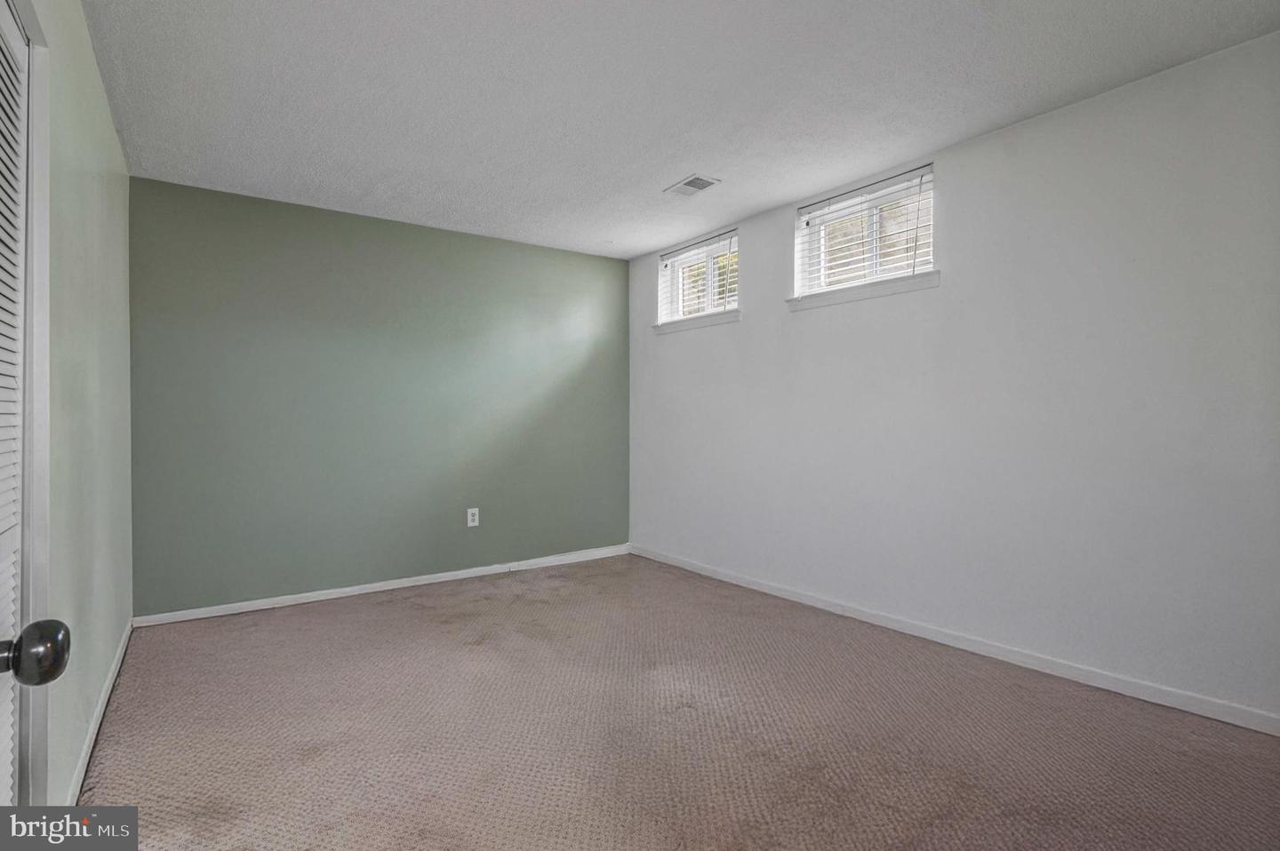 10288 FRIENDSHIP CT, FAIRFAX, Virginia 22032, 4 Bedrooms Bedrooms, ,3 BathroomsBathrooms,Residential,For sale,10288 FRIENDSHIP CT,VAFX2225934 MLS # VAFX2225934