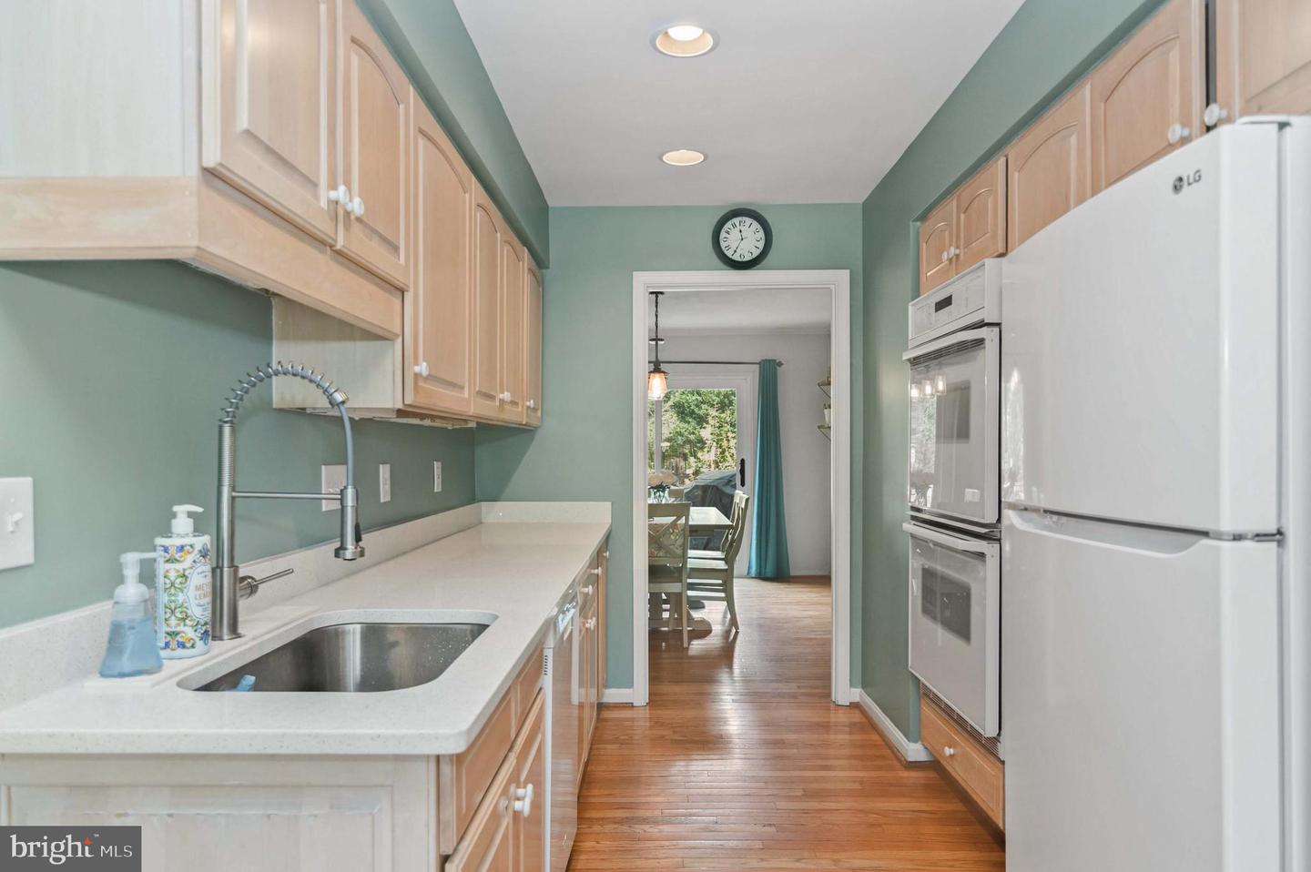 10288 FRIENDSHIP CT, FAIRFAX, Virginia 22032, 4 Bedrooms Bedrooms, ,3 BathroomsBathrooms,Residential,For sale,10288 FRIENDSHIP CT,VAFX2225934 MLS # VAFX2225934