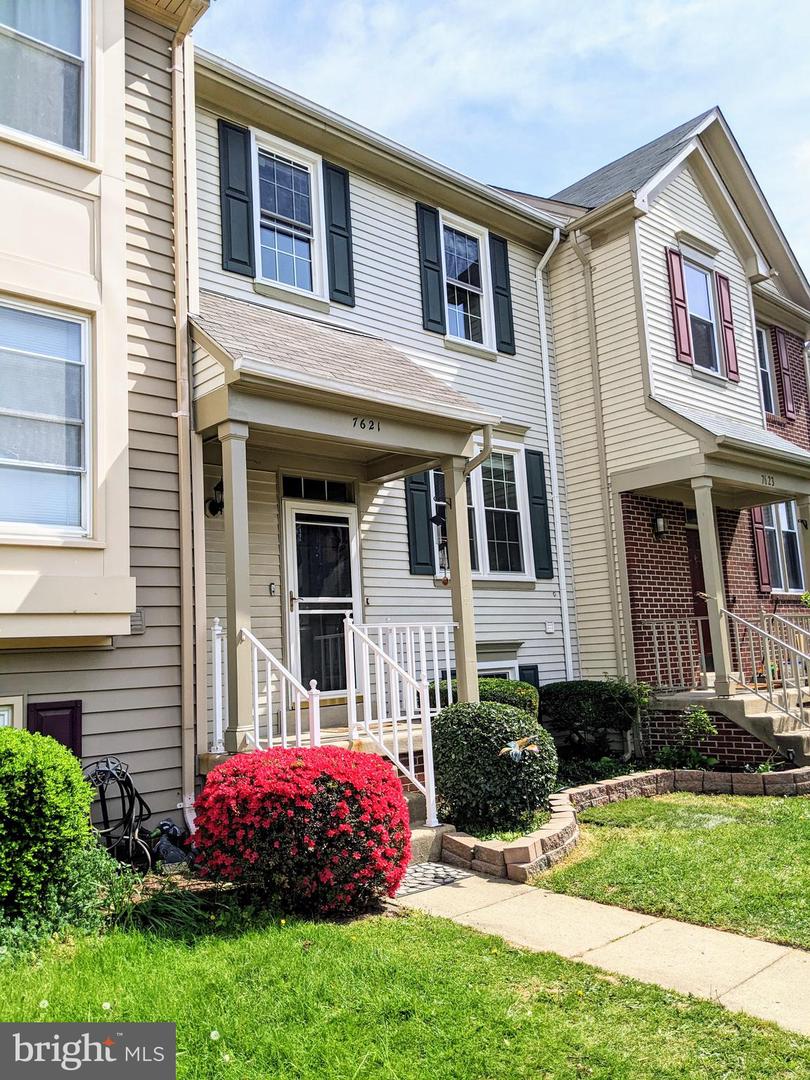 7621 MONITOR CT, MANASSAS, Virginia 20109, 4 Bedrooms Bedrooms, ,3 BathroomsBathrooms,Residential,For sale,7621 MONITOR CT,VAPW2089252 MLS # VAPW2089252
