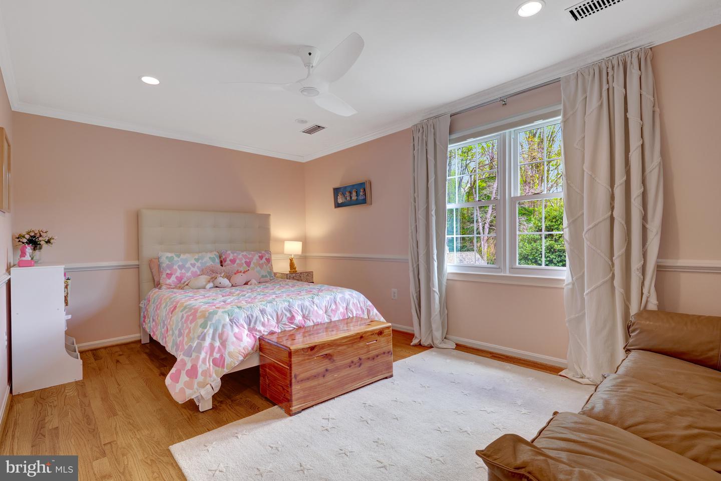 331 CANTERWOOD LN, GREAT FALLS, Virginia 22066, 5 Bedrooms Bedrooms, ,5 BathroomsBathrooms,Residential,For sale,331 CANTERWOOD LN,VAFX2226728 MLS # VAFX2226728
