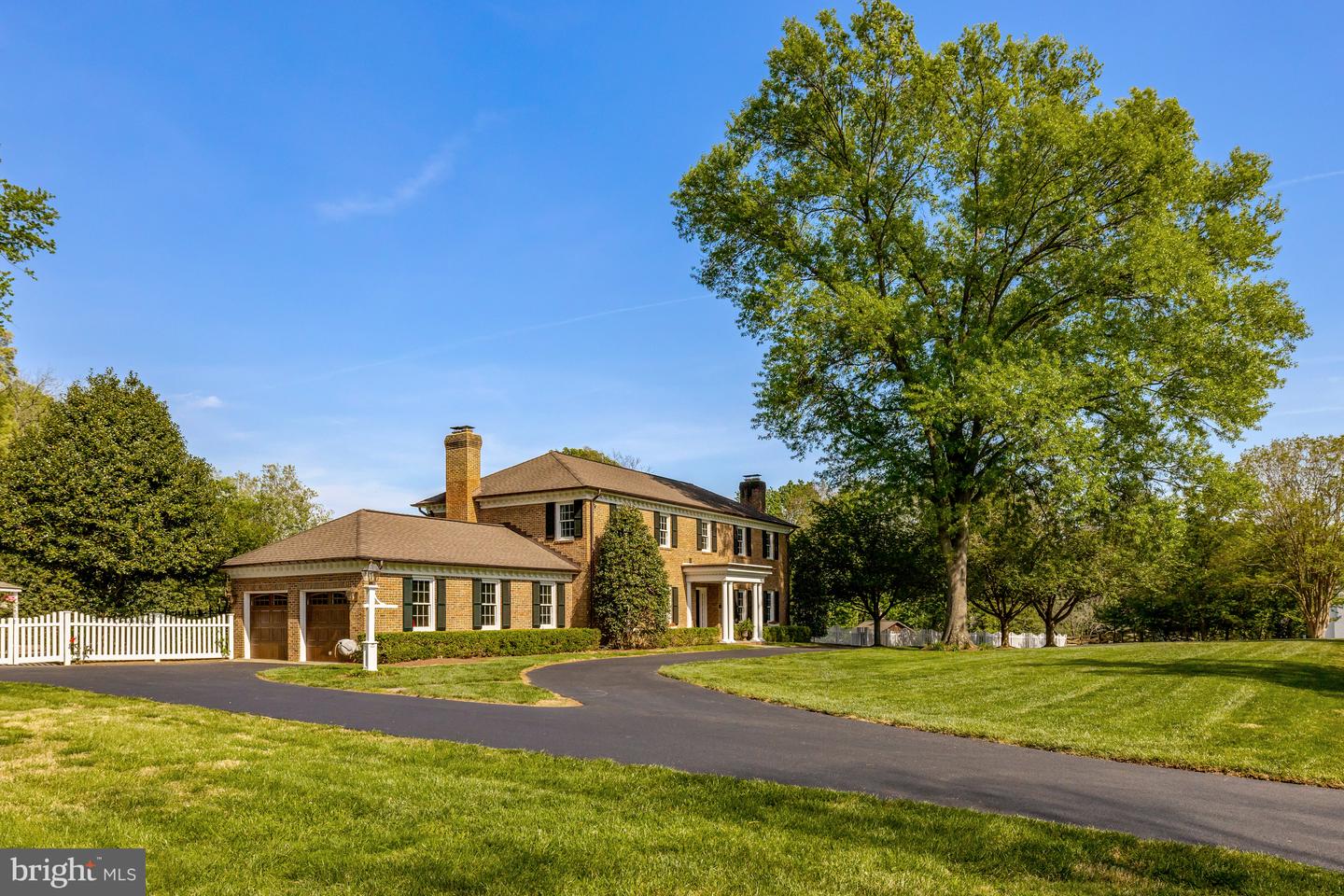 331 CANTERWOOD LN, GREAT FALLS, Virginia 22066, 5 Bedrooms Bedrooms, ,5 BathroomsBathrooms,Residential,For sale,331 CANTERWOOD LN,VAFX2226728 MLS # VAFX2226728