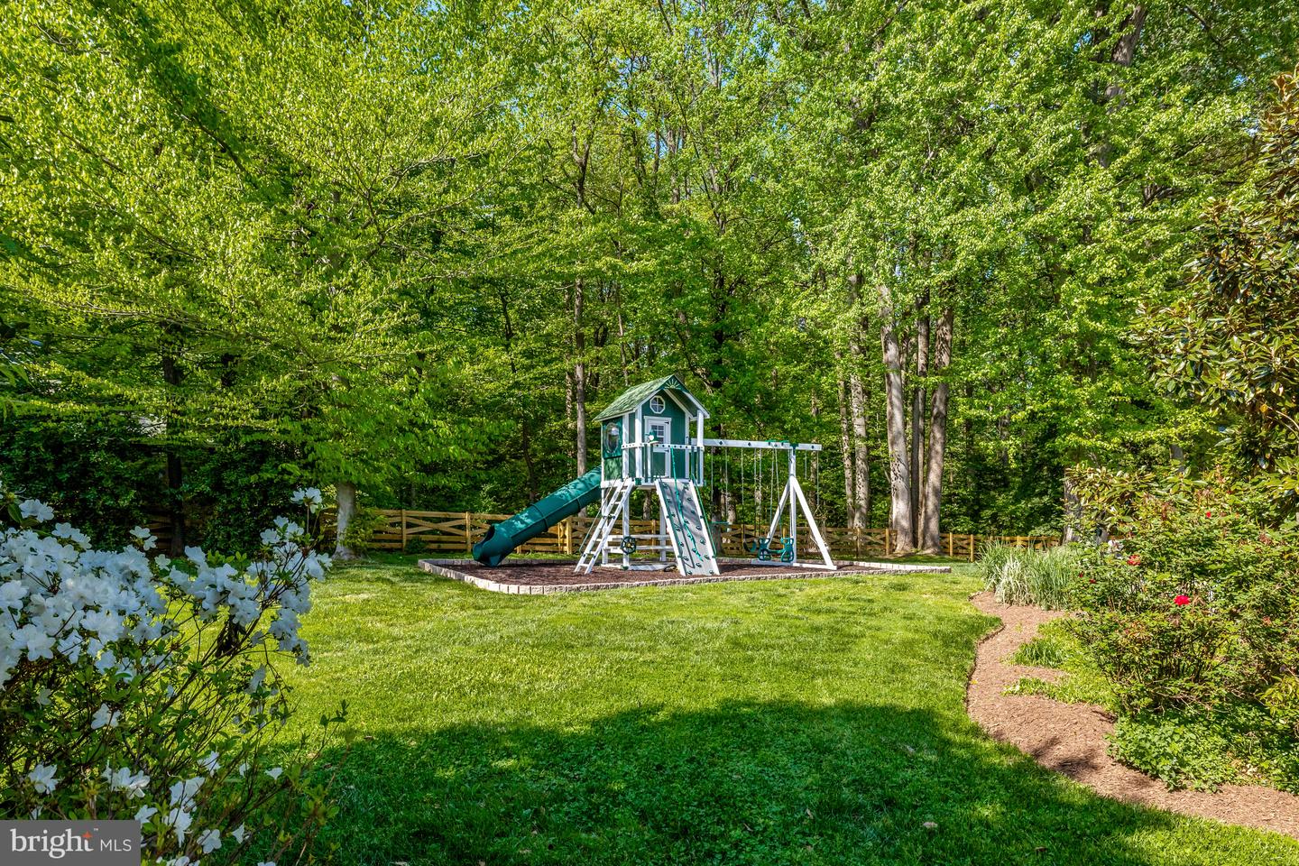 331 CANTERWOOD LN, GREAT FALLS, Virginia 22066, 5 Bedrooms Bedrooms, ,5 BathroomsBathrooms,Residential,For sale,331 CANTERWOOD LN,VAFX2226728 MLS # VAFX2226728