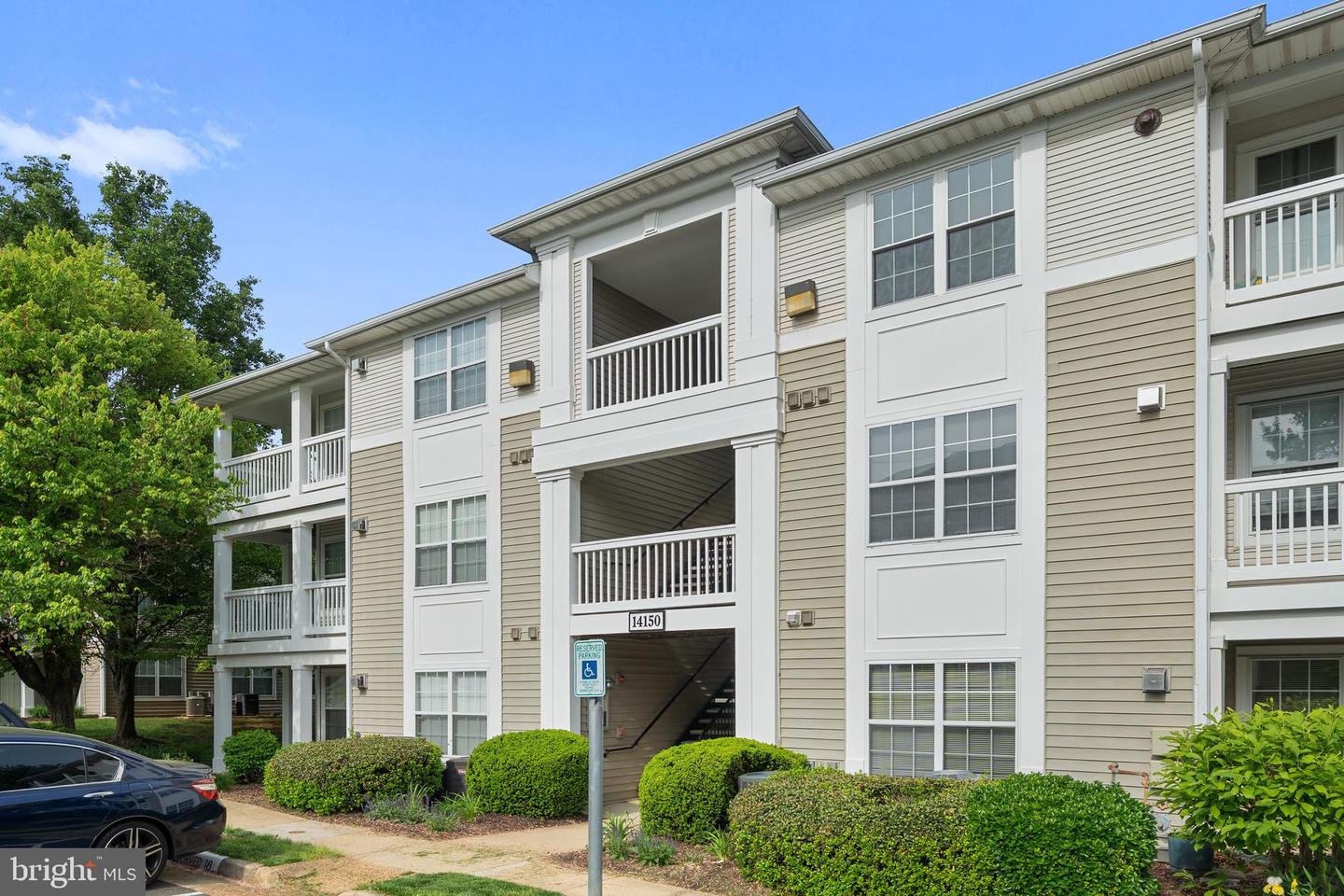14150 CUDDY LOOP #302, WOODBRIDGE, Virginia 22193, 2 Bedrooms Bedrooms, 6 Rooms Rooms,2 BathroomsBathrooms,Residential,For sale,14150 CUDDY LOOP #302,VAPW2089574 MLS # VAPW2089574