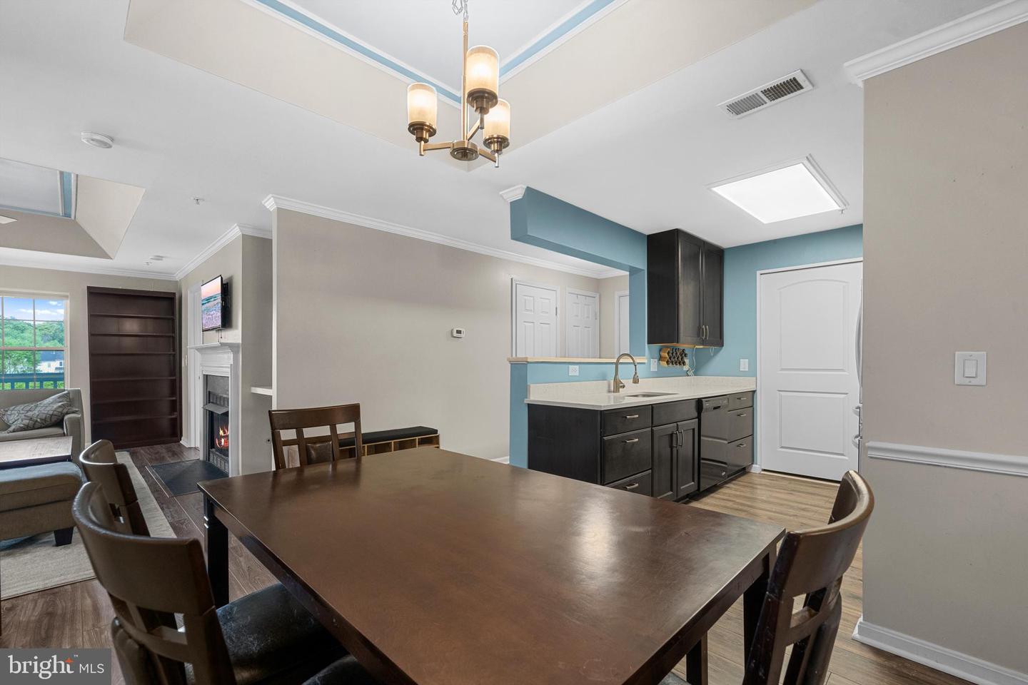 14150 CUDDY LOOP #302, WOODBRIDGE, Virginia 22193, 2 Bedrooms Bedrooms, 6 Rooms Rooms,2 BathroomsBathrooms,Residential,For sale,14150 CUDDY LOOP #302,VAPW2089574 MLS # VAPW2089574