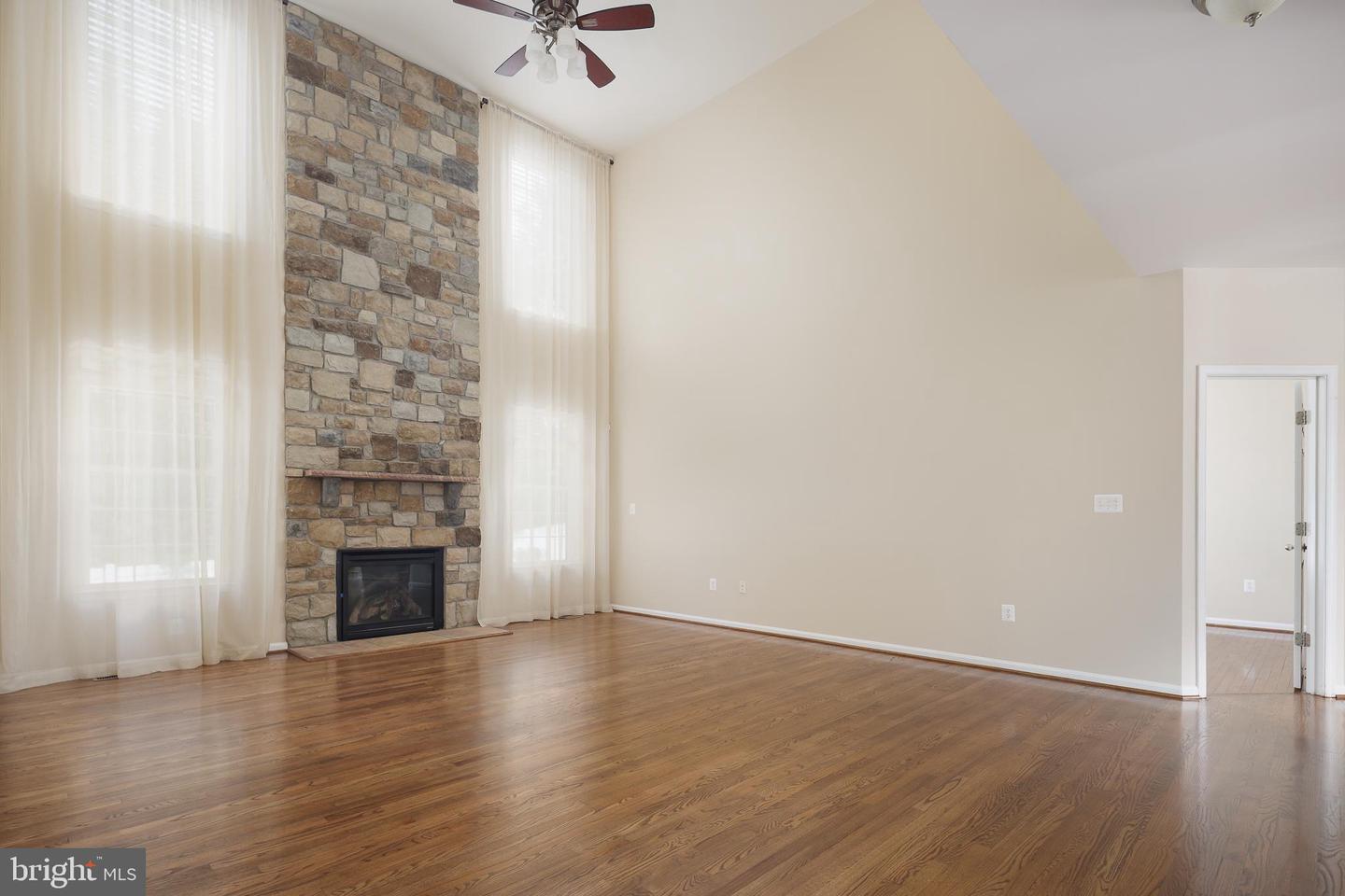15200 SPOTTED TURTLE CT, WOODBRIDGE, Virginia 22193, 4 Bedrooms Bedrooms, ,3 BathroomsBathrooms,Residential,For sale,15200 SPOTTED TURTLE CT,VAPW2089642 MLS # VAPW2089642