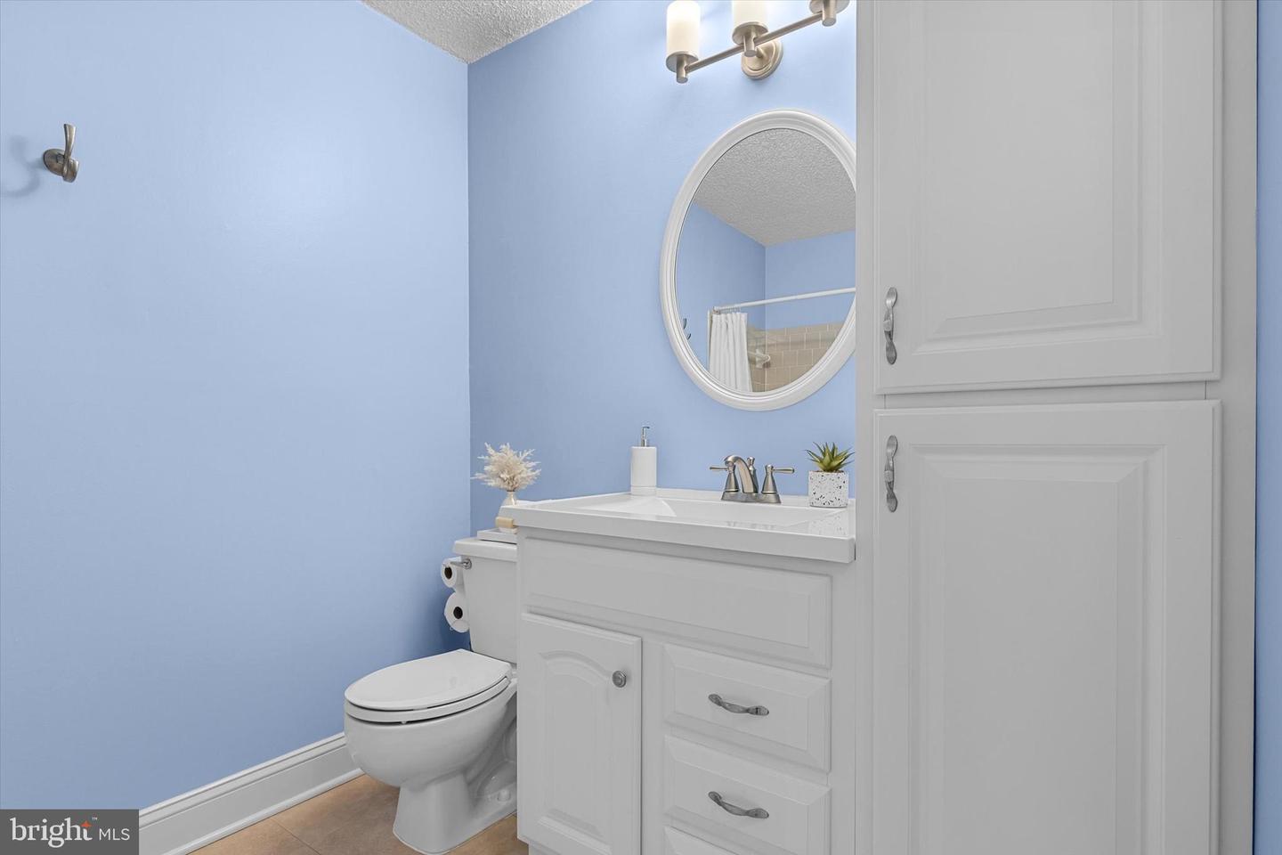 20960 TIMBER RIDGE TER #301, ASHBURN, Virginia 20147, 1 Bedroom Bedrooms, ,1 BathroomBathrooms,Residential,For sale,20960 TIMBER RIDGE TER #301,VALO2091316 MLS # VALO2091316