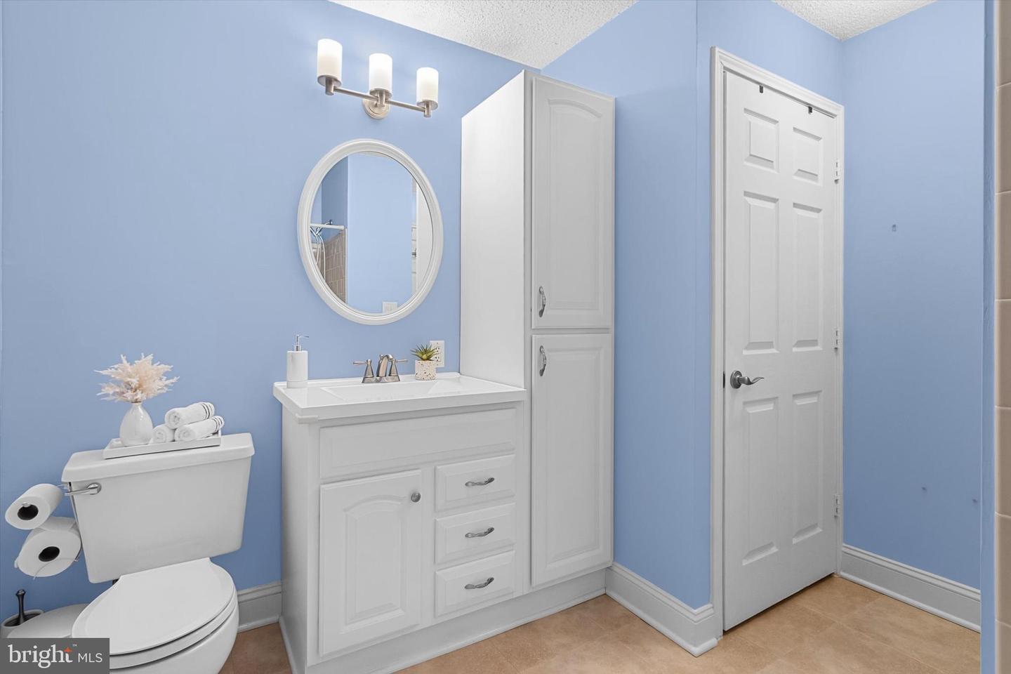 20960 TIMBER RIDGE TER #301, ASHBURN, Virginia 20147, 1 Bedroom Bedrooms, ,1 BathroomBathrooms,Residential,For sale,20960 TIMBER RIDGE TER #301,VALO2091316 MLS # VALO2091316
